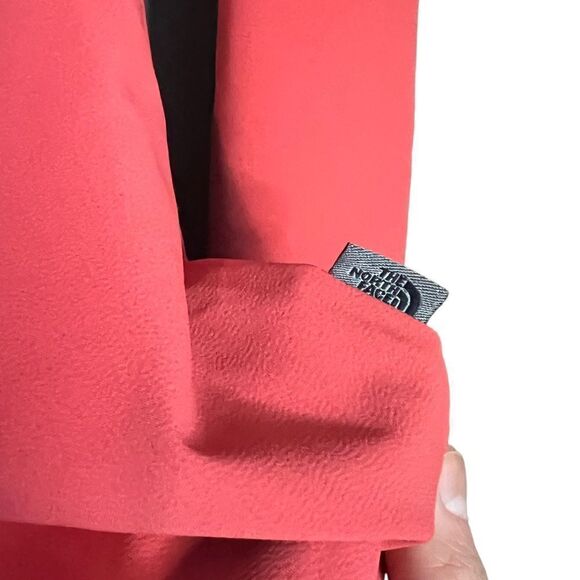 The north face light pink / salmon button down shirt - Picture 5 of 13